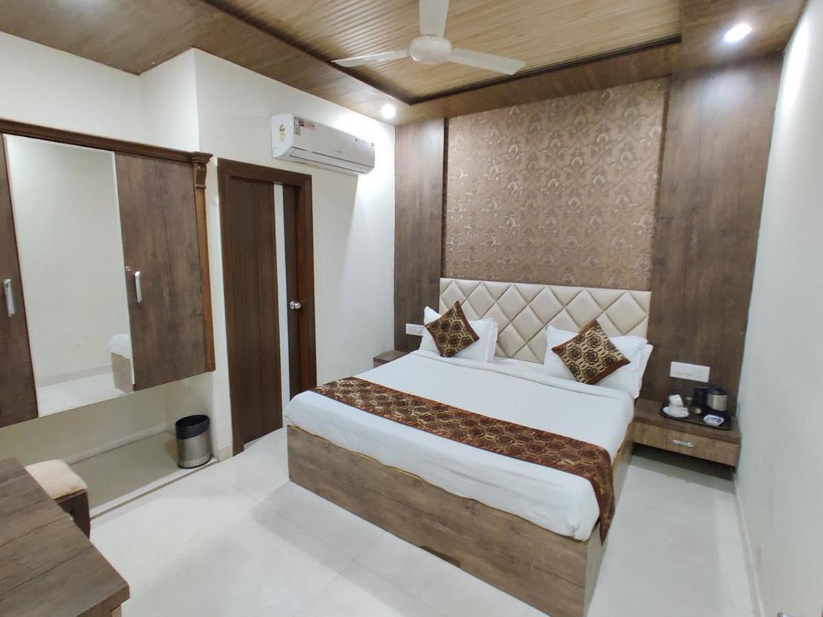 Amrit Sarai Bed & Breakfast Amritsar Exterior photo