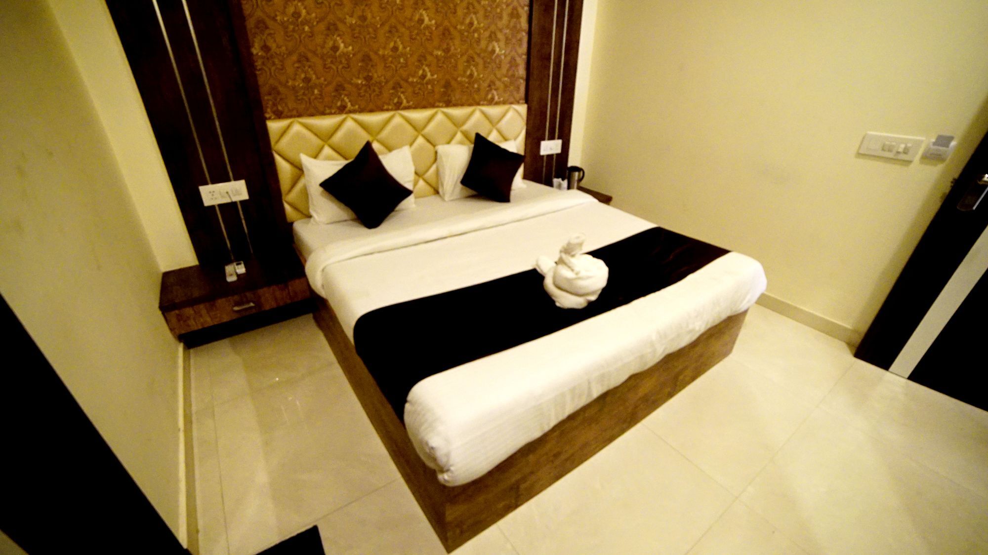 Amrit Sarai Bed & Breakfast Amritsar Exterior photo